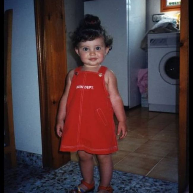 La Sandra, la mestra d'anglès i de la classe dels Dracs.