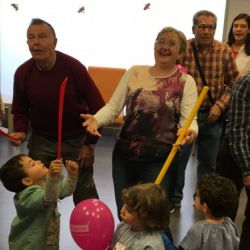 les dues edats unides pels globus 01