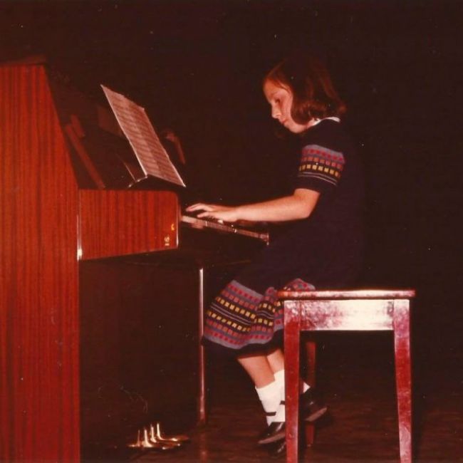 La Marta, mestra de la classe dels Vaixells i especialista de música