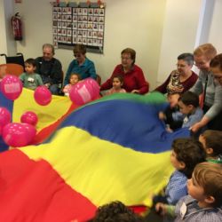 les dues edats unides pels globus 05